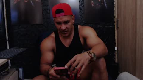 Viktor Herrera online show from June 29, 2026, 3:56 pm