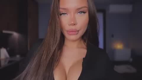 Viktoria www online show from July 6, 2026, 6:21 pm