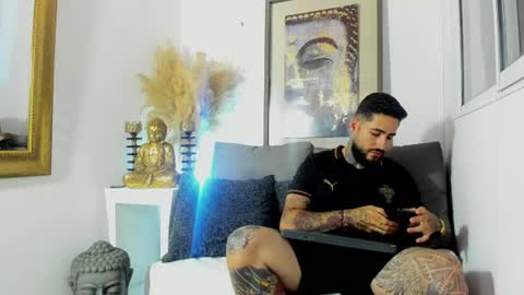 Vincent Sartori online show from August 6, 2026, 8:55 pm