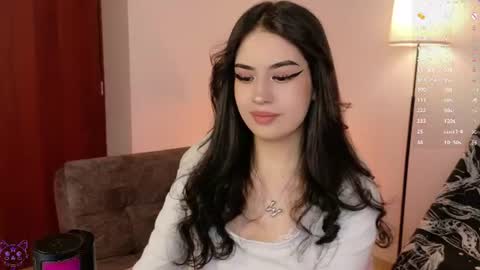 Violeta  online show from July 14, 2026, 6:57 pm