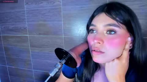 Violet Fiore online show from July 10, 2026, 8:55 pm