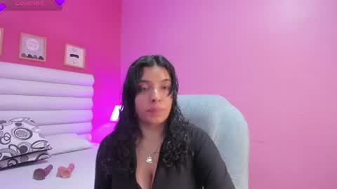 violet_sinclair online show from June 16, 2026, 11:24 am