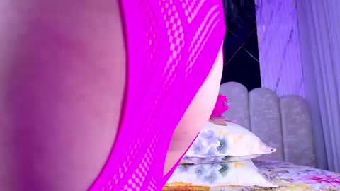 violeta london online show from July 1, 2026, 3:08 am