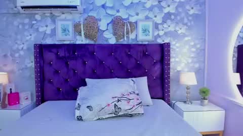 violeta_medina online show from July 11, 2026, 3:53 am