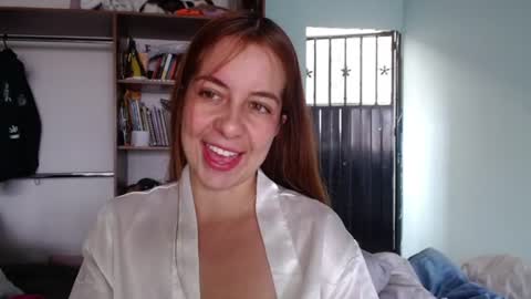 Violeta Peter online show from July 5, 2026, 8:05 pm