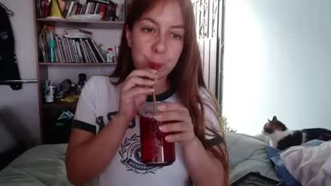 Violeta Peter online show from July 13, 2026, 9:50 pm