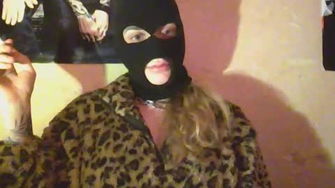 violetfox26 online show from July 18, 2026, 5:33 am