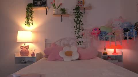 violeth___ online show from July 16, 2026, 11:05 am