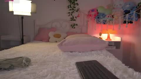 violeth___ online show from July 29, 2026, 11:08 am