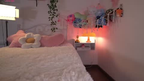 violeth___ online show from July 30, 2026, 11:09 am