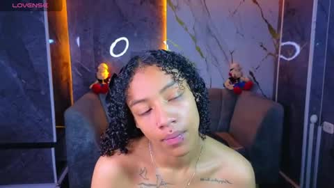 violeth_b online show from July 22, 2026, 1:25 pm