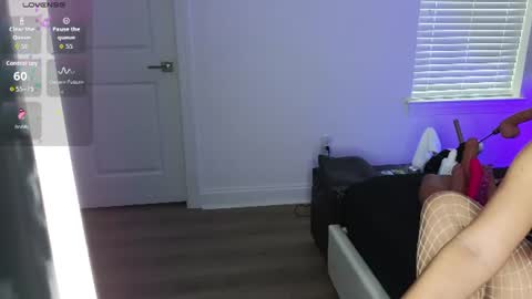 VioletBaby online show from July 1, 2026, 10:09 pm