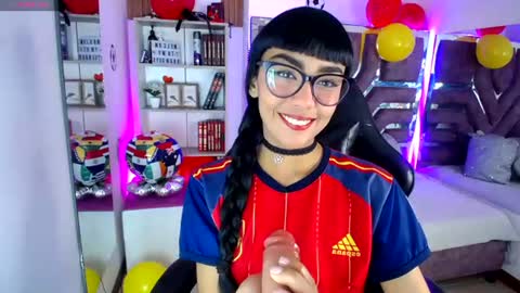 Violet online show from June 21, 2026, 11:24 am