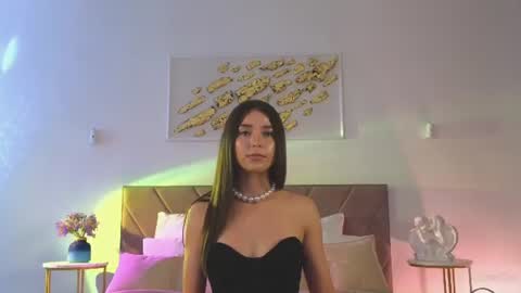 violetta_finch online show from July 30, 2026, 11:53 am