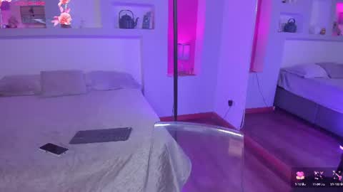 ViolettaBaker online show from June 23, 2026, 7:01 pm