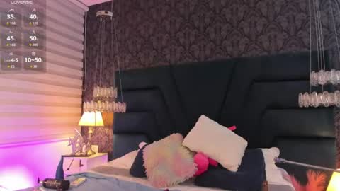 Viviana  online show from July 8, 2026, 12:15 am