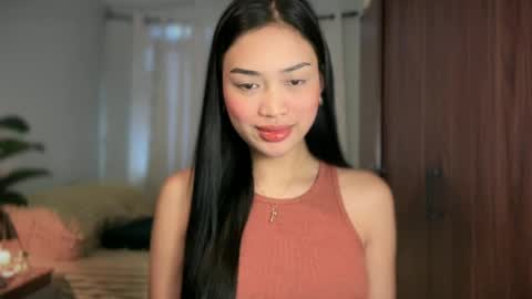 Snapshot of vivian_roberts chatting on June 17, 2026, 11:27 pm Vivian online show from June 17, 2026, 11:27 pm