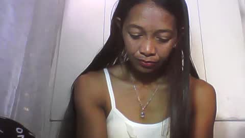 Snapshot of vixen_lina chatting on July 7, 2026, 6:58 am vixen_lina online show from July 7, 2026, 6:58 am