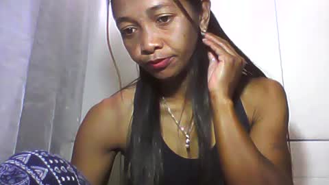 Snapshot of vixen_lina chatting on July 12, 2026, 10:50 am vixen_lina online show from July 12, 2026, 10:50 am