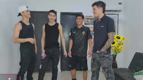 voyeurism_guys online show from June 13, 2026, 10:29 pm