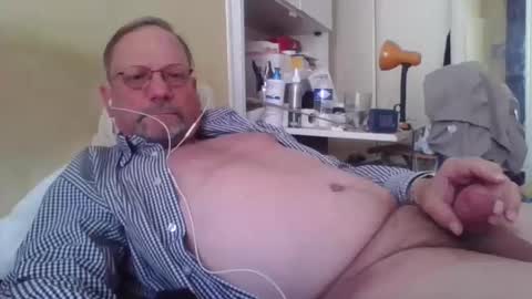 Tibo Love online show from April 28, 2026, 11:26 am
