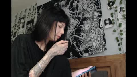 Mina online show from May 29, 2026, 9:57 pm