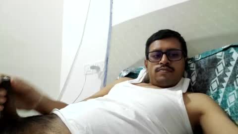 sexyguy online show from July 24, 2026, 11:08 am