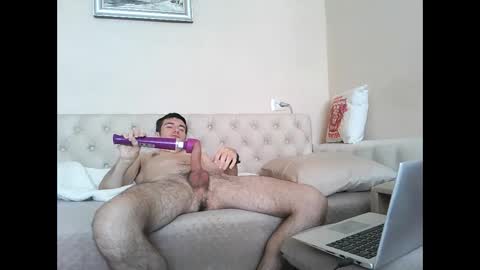 webcamboy98 online show from May 31, 2026, 10:22 pm
