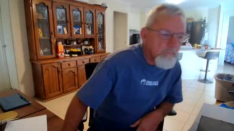 Wellhelloo online show from June 24, 2026, 5:17 am