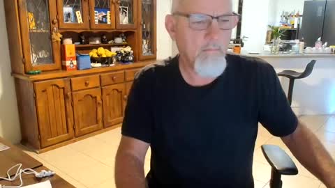 Wellhelloo online show from July 6, 2026, 5:37 am
