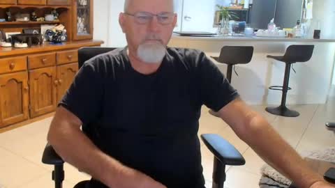Wellhelloo online show from July 20, 2026, 7:00 am