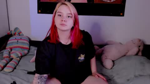 wendyycandy online show from June 18, 2026, 3:27 pm
