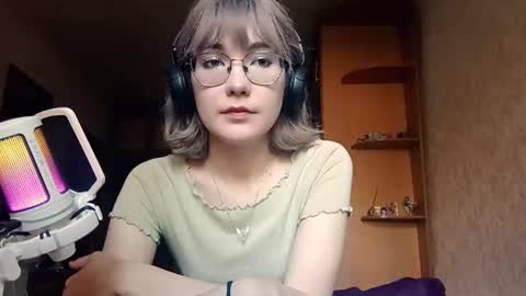 Alise online show from June 30, 2026, 7:42 am