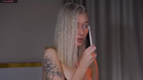 wet_land_ online show from June 18, 2026, 1:59 pm