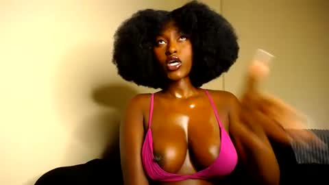 Macey online show from July 31, 2026, 10:09 pm