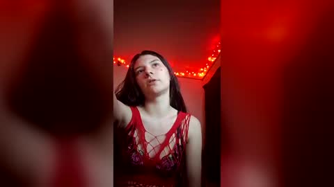 wetlilys online show from July 25, 2026, 2:09 am
