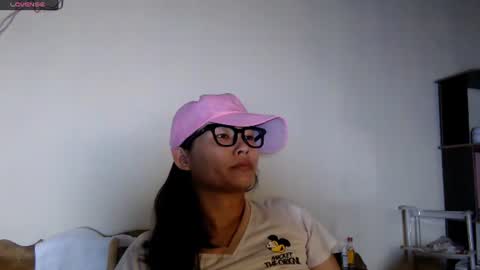 whisperinrain online show from July 18, 2026, 3:05 pm