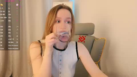 white_bueno online show from July 9, 2026, 5:22 am