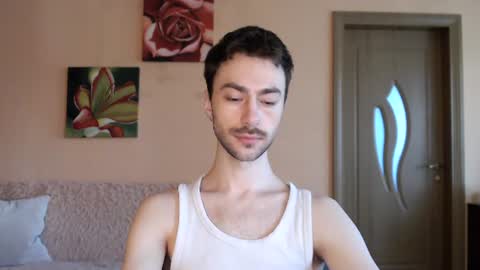 Tom online show from July 30, 2026, 2:38 pm