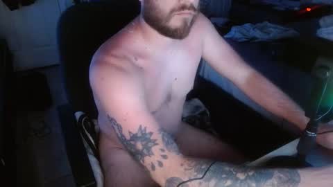 whitebubblebutt44 online show from May 14, 2026, 8:32 am