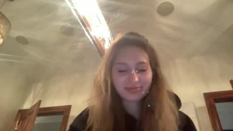 wiinterafterdarkk online show from June 23, 2026, 8:07 pm