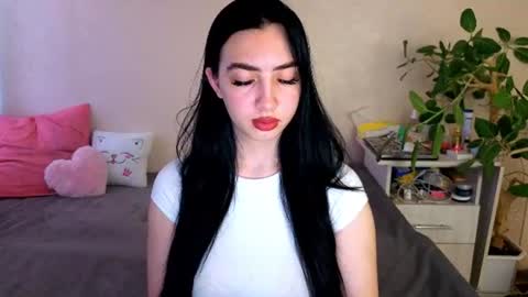 Alena online show from June 28, 2026, 3:56 am