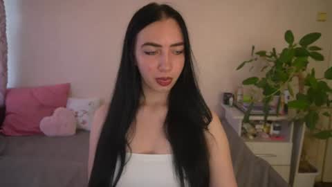 Alena online show from July 25, 2026, 4:21 am
