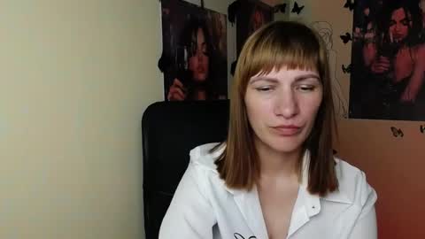 Rosalinda online show from June 19, 2026, 12:31 pm