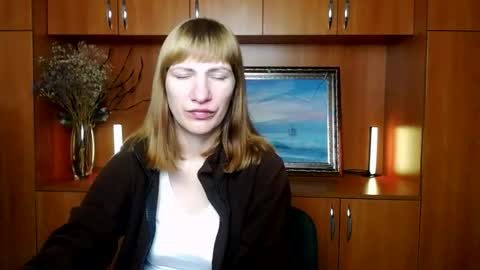 Rosalinda online show from July 5, 2026, 4:19 am