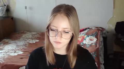 Olivia online show from July 28, 2026, 5:03 am