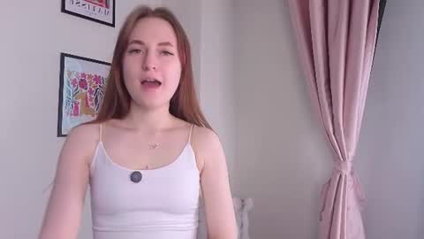 Sarah online show from June 25, 2026, 1:38 am