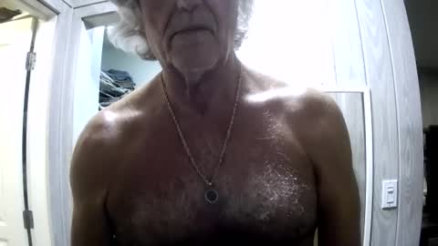 Snapshot of winedog2020 chatting on July 14, 2026, 2:27 am Gundja Man online show from July 14, 2026, 2:27 am