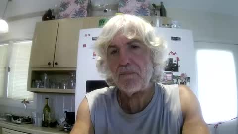 Snapshot of winedog2020 chatting on July 19, 2026, 4:33 pm Gundja Man online show from July 19, 2026, 4:33 pm