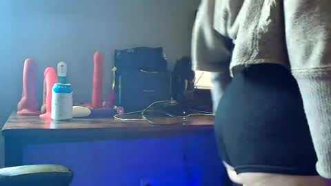 witchbitchmommy online show from June 16, 2026, 3:58 pm
